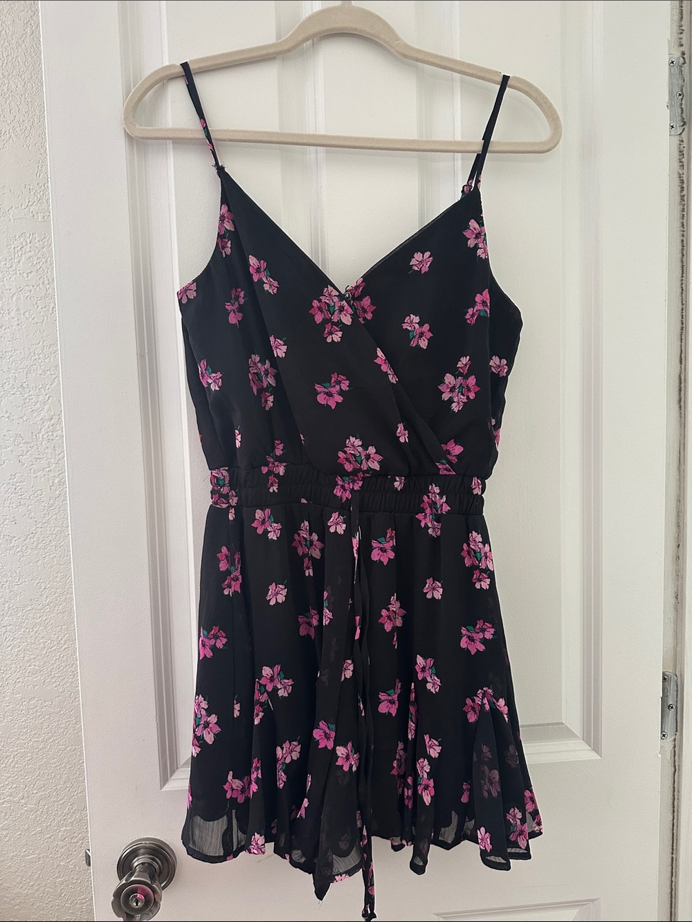 Black Floral Romper 🖤